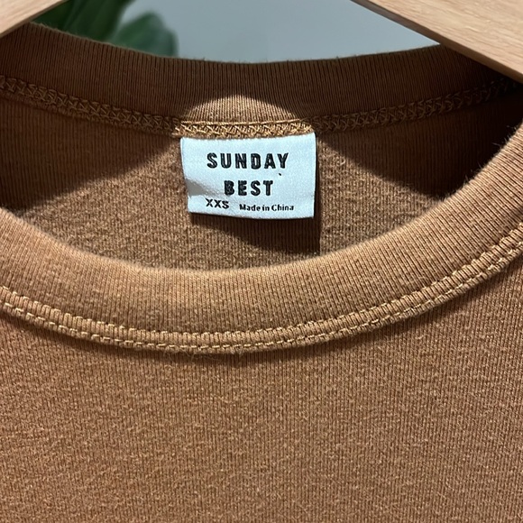 Sunday Best | BestHug™ Little Ribbed T-Shirt - Picture 4 of 6